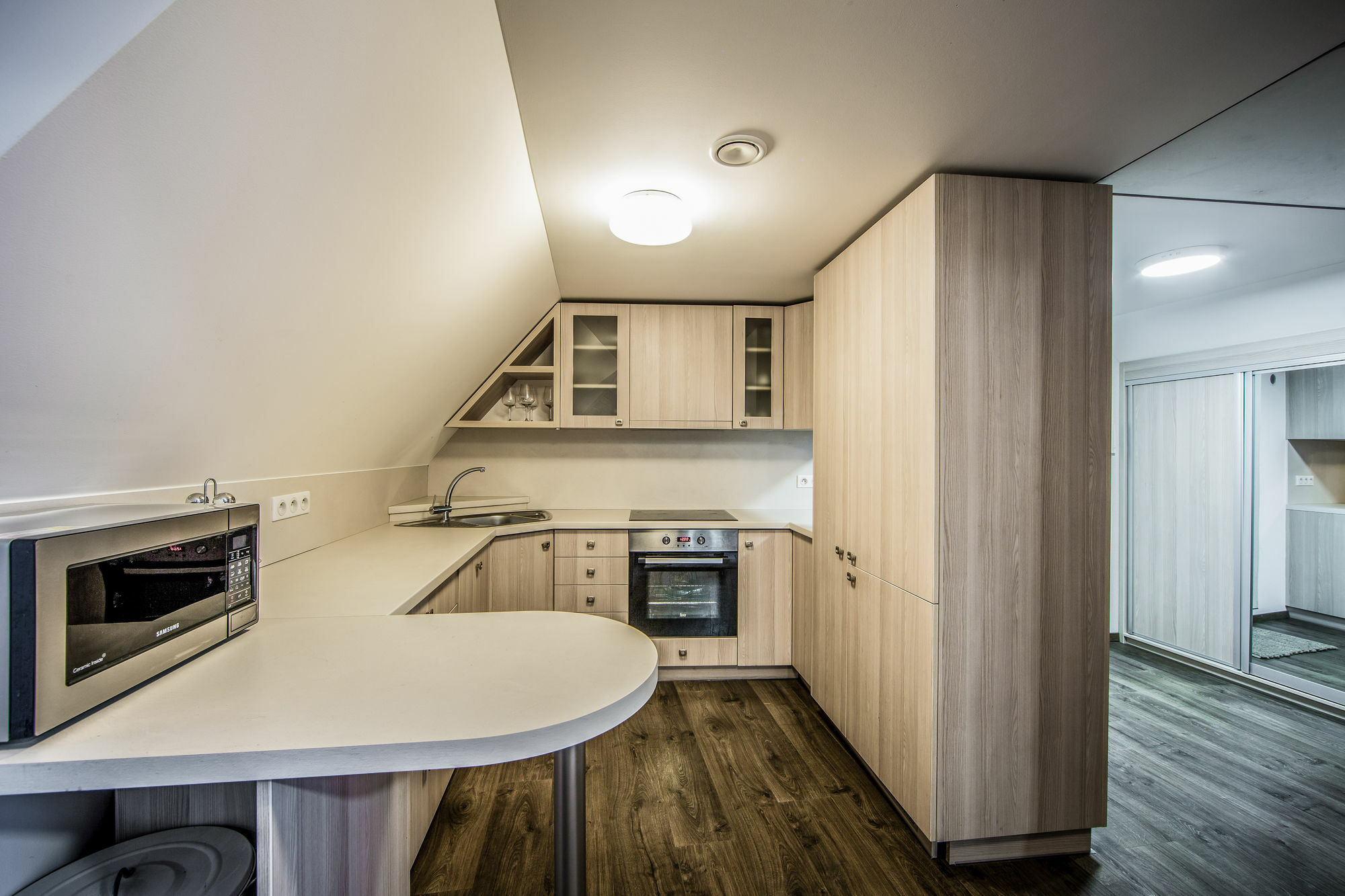 Aplend City Bastova 1 Apartment *